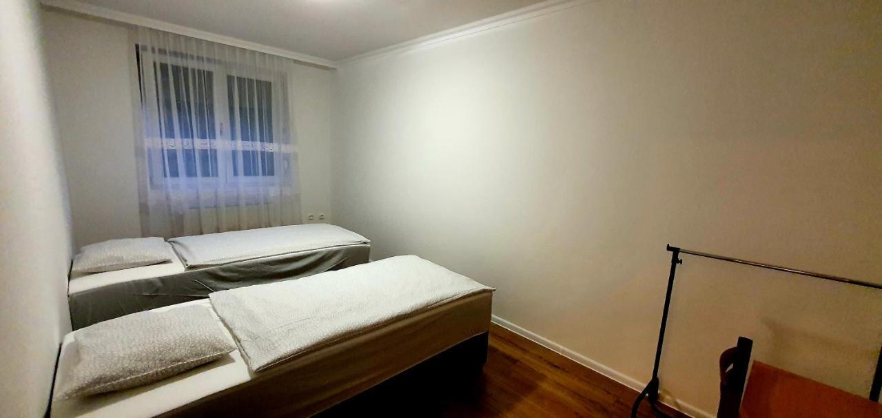 Bazsi Apartman Siofok Luaran gambar